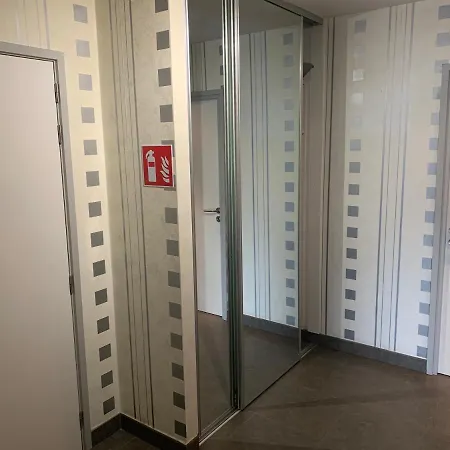 Check-inn 2 - Adults Only *